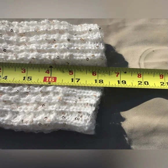 FWP💚 NWOT Cream with Gold Sequins Knit Leg Warmers - OSFM - Picture 4 of 4